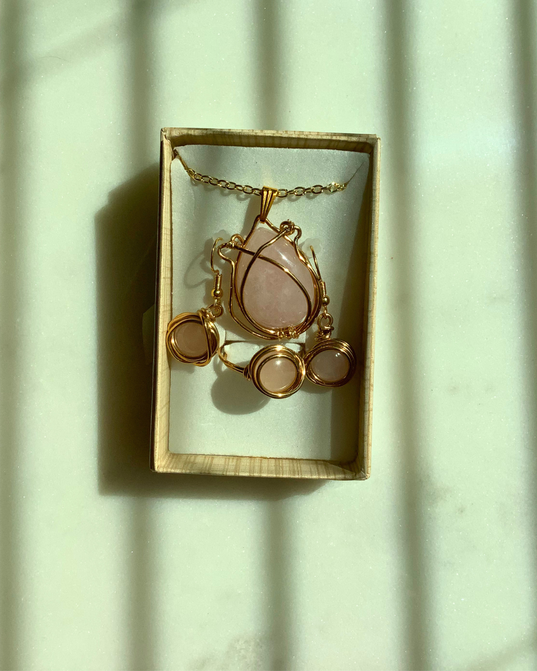 Tulip Jewelry Set