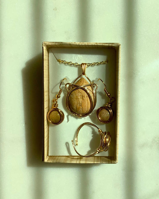 Tulip Jewelry Set