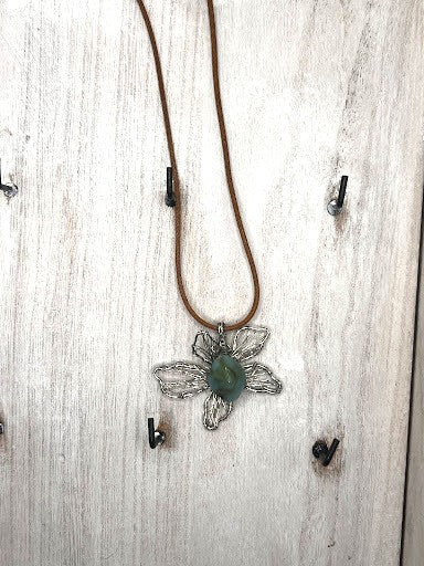 Medium Bloom Necklace